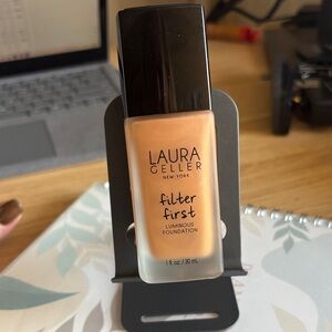 Laura Geller Filter First Luminous Foundation - Cognac